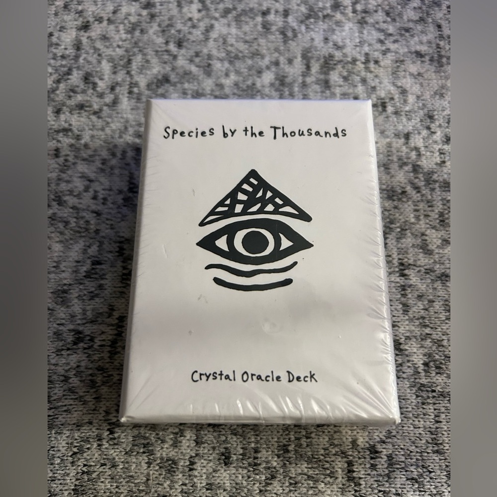 NEW Species by the Thousands Crystal Oracle Deck Sealed Uncharged New Age Witch